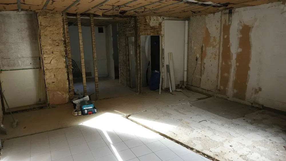 Création et aménagement d'un appartement T2 - AVANT (4)
